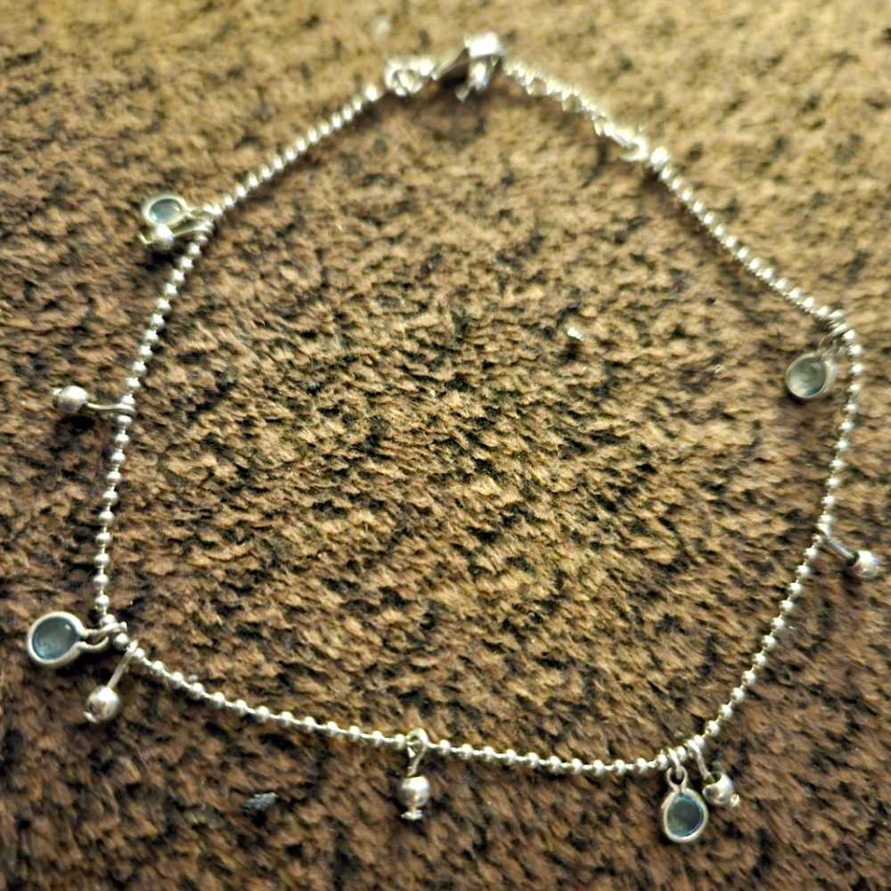 Ankle bracelet